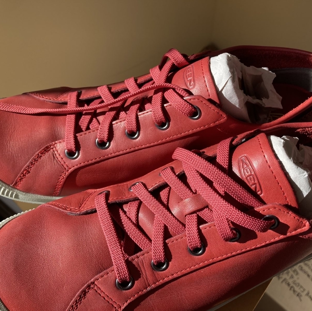 Keen Lorelai Garnet Sneakers